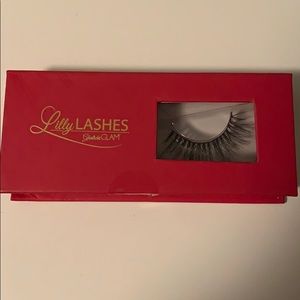 Luxury Lilly Lashes